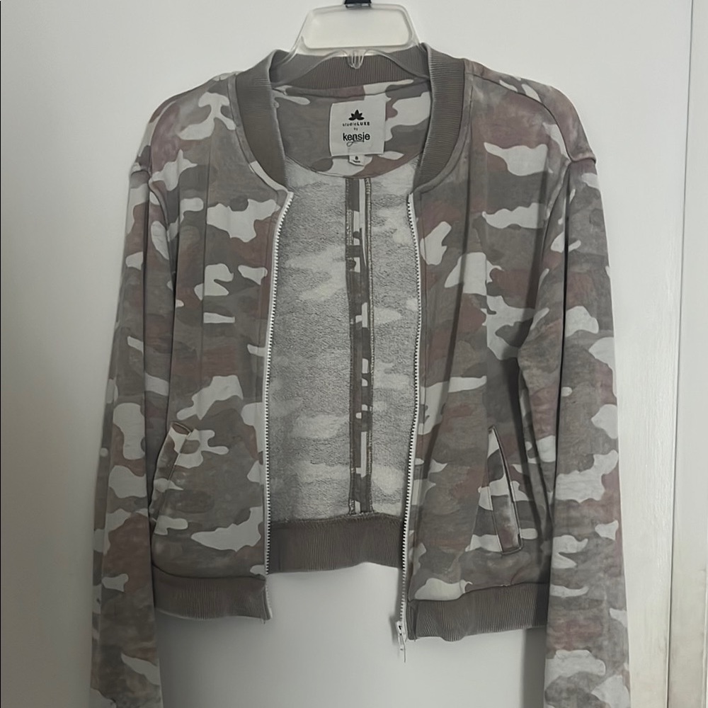 Kensie White and Brown Bomber Jacket with Ribbed Details